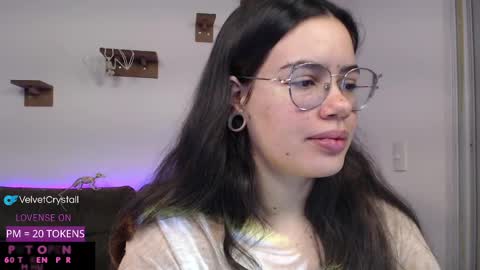  Crystal         PVT OPEN online show from 10/09/25, 03:59