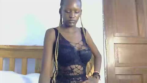 velvetdesiree online show from 05/11/26, 02:45