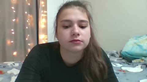 Snapshot of velveted_ivy chatting on 11/10/25, 10:47 velveted_ivy online show from 11/10/25, 10:47