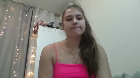 Snapshot of velveted_ivy chatting on 11/15/25, 11:18 velveted_ivy online show from 11/15/25, 11:18