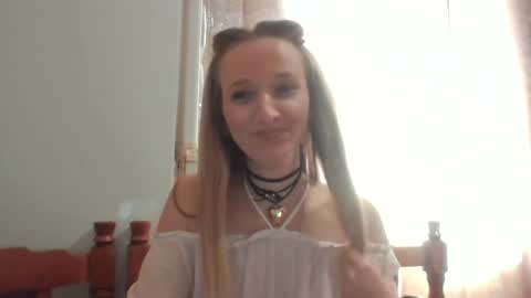 velvetintuition online show from 04/25/26, 10:51