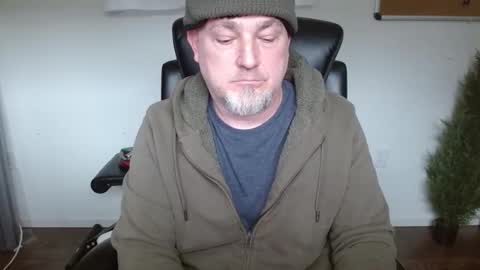 velvetknight97 online show from 02/24/26, 09:02