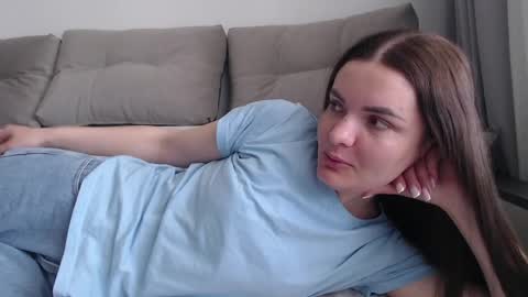 velvetmoon123 online show from 04/05/26, 09:28