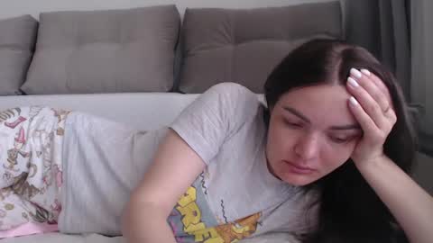 velvetmoon123 online show from 04/21/26, 06:20