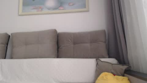 velvetmoon123 online show from 04/24/26, 06:27