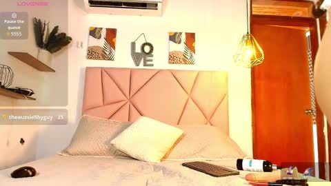 Snapshot of velvetnami chatting on 02/18/26, 08:16 Velvet Nami online show from 02/18/26, 08:16