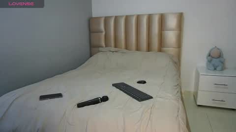 velvet online show from 04/16/26, 10:56