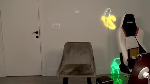 VelvetTGirl online show from 03/06/26, 05:15