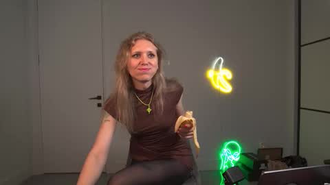 VelvetTGirl online show from 03/14/26, 02:44