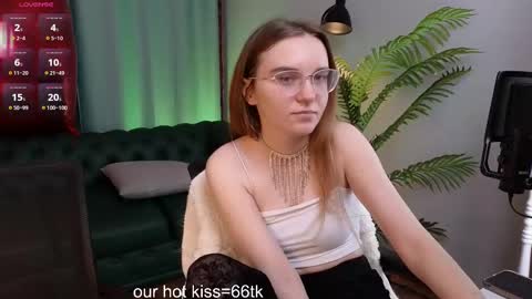 CLEOshort hair  TIna long hair  online show from 02/26/25, 05:39