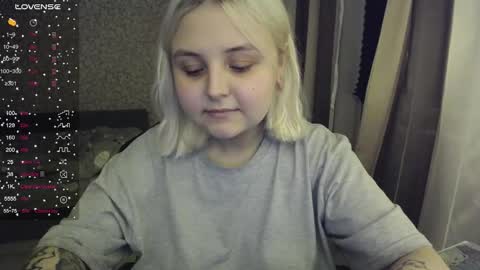 eva 3 online show from 11/03/25, 02:02