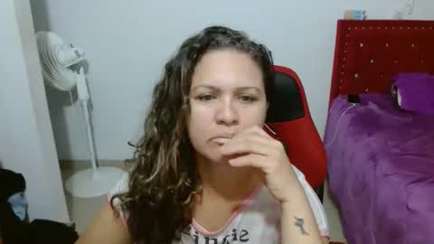 venecasexy44 online show from 04/17/26, 09:12