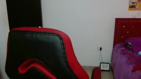 venecasexy44 online show from 04/23/26, 01:46