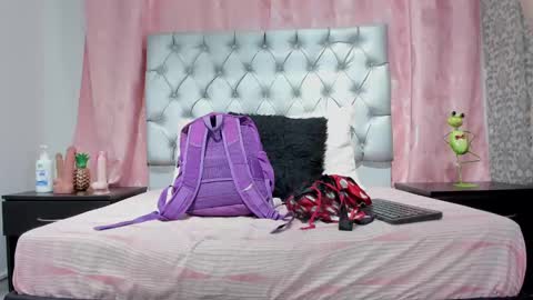 veneno hot online show from 09/17/25, 12:51