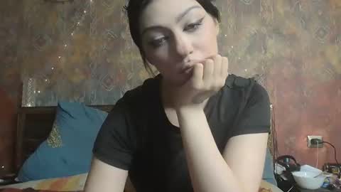 Snapshot of venera_goddess chatting on 02/19/26, 11:17 Naly online show from 02/19/26, 11:17