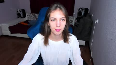 veneradi615 online show from 02/04/25, 04:50