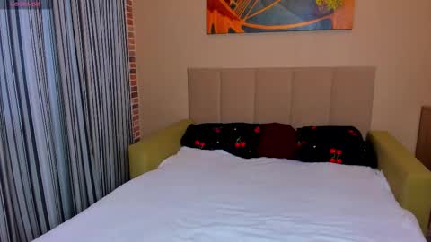 veneradi615 online show from 10/26/25, 02:12