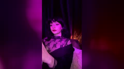 venom_goddess online show from 03/07/26, 09:56