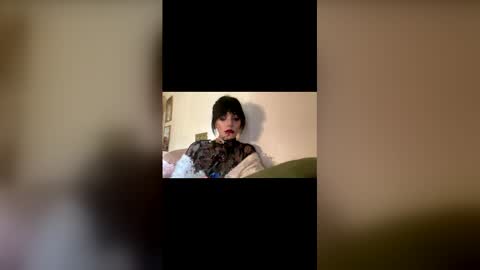 venom_goddess online show from 06/06/26, 04:23