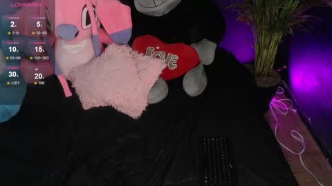 Snapshot of venus_26_ chatting on 11/10/25, 11:26 eva online show from 11/10/25, 11:26