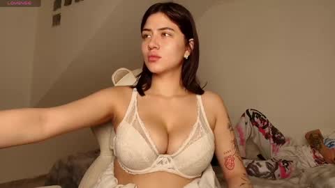 Snapshot of venus_art11 chatting on 05/16/26, 06:43 venus_art11 online show from 05/16/26, 06:43