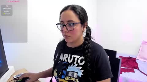 Snapshot of venus_cat_ chatting on 10/23/25, 11:14 Venus online show from 10/23/25, 11:14