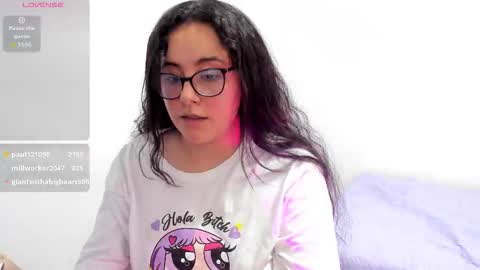 Snapshot of venus_cat_ chatting on 10/29/25, 02:58 Venus online show from 10/29/25, 02:58