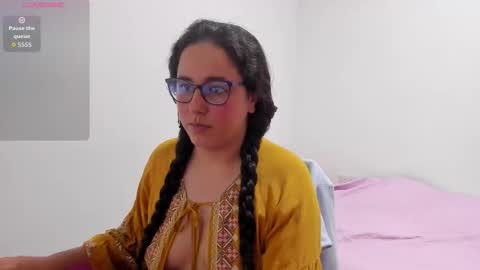 Snapshot of venus_cat_ chatting on 11/09/25, 01:15 Venus online show from 11/09/25, 01:15