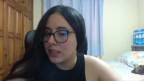 Snapshot of venus_cat_ chatting on 12/01/25, 12:59 Venus online show from 12/01/25, 12:59