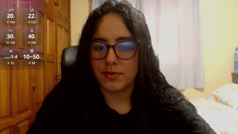 Snapshot of venus_cat_ chatting on 12/02/25, 09:43 Venus online show from 12/02/25, 09:43