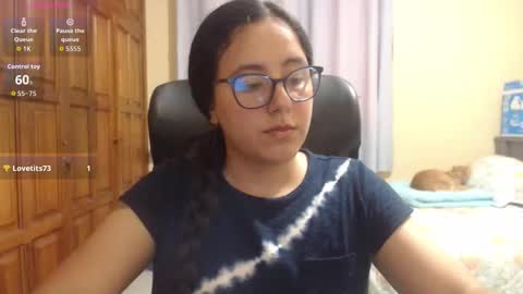 Snapshot of venus_cat_ chatting on 12/04/25, 03:38 Venus online show from 12/04/25, 03:38