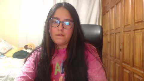 Snapshot of venus_cat_ chatting on 05/18/26, 03:02 Venus online show from 05/18/26, 03:02