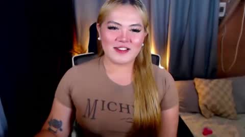 I am Colly Your mystery girl online show from 07/22/26, 01:52