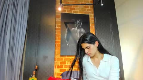 Snapshot of venus_flame chatting on 03/08/25, 11:37 VENUS online show from 03/08/25, 11:37