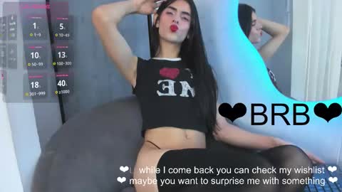 Snapshot of venus_flame chatting on 12/19/25, 11:17 VENUS online show from 12/19/25, 11:17