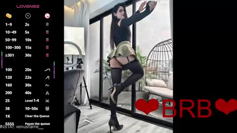 Snapshot of venus_flame chatting on 05/08/26, 11:26 VENUS online show from 05/08/26, 11:26