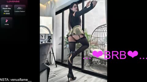 Snapshot of venus_flame chatting on 06/04/26, 12:11 VENUS online show from 06/04/26, 12:11