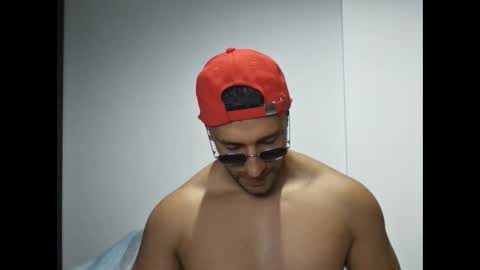 Snapshot of venus_griego chatting on 11/22/25, 03:05 venus_griego online show from 11/22/25, 03:05