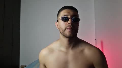 Snapshot of venus_griego chatting on 11/29/25, 07:00 venus_griego online show from 11/29/25, 07:00