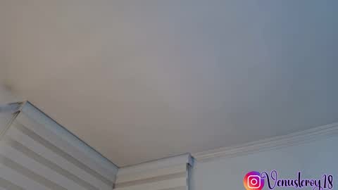 Venus online show from 12/03/25, 10:41