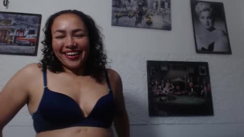 venus_lov online show from 10/14/25, 10:49