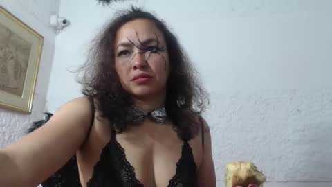venus_lov online show from 10/31/25, 11:55