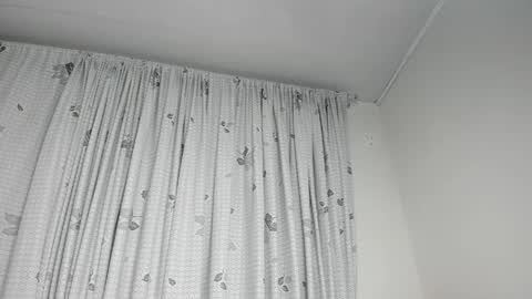 Snapshot of venus_naughty_1 chatting on 05/04/26, 01:01 Sofi online show from 05/04/26, 01:01