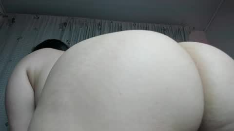 Snapshot of venus_naughty_1 chatting on 05/07/26, 01:22 Sofi online show from 05/07/26, 01:22