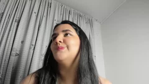 Snapshot of venus_naughty_1 chatting on 05/08/26, 12:49 Sofi online show from 05/08/26, 12:49