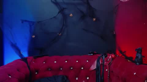 Venus Ink online show from 10/25/25, 04:20