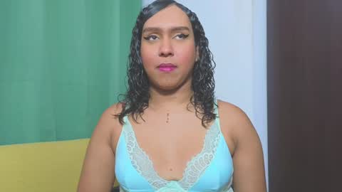 Snapshot of venus_speer chatting on 12/06/24, 11:36 Luisa online show from 12/06/24, 11:36