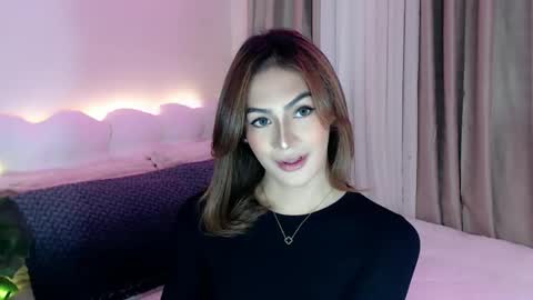 Venus Sunrise Bombshell online show from 03/04/26, 01:33