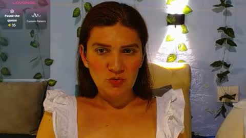 Snapshot of venus_swet chatting on 07/11/26, 01:52 Catalina online show from 07/11/26, 01:52