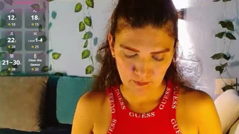 Snapshot of venus_swet chatting on 07/18/26, 01:43 Catalina online show from 07/18/26, 01:43